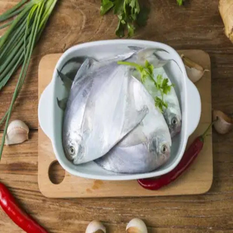 Pomfret - Medium(180gm - 200 gm) /Kg